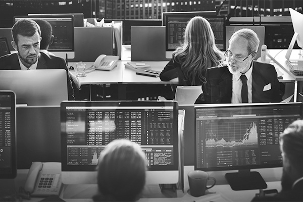 Valuing European LNG regas capacity